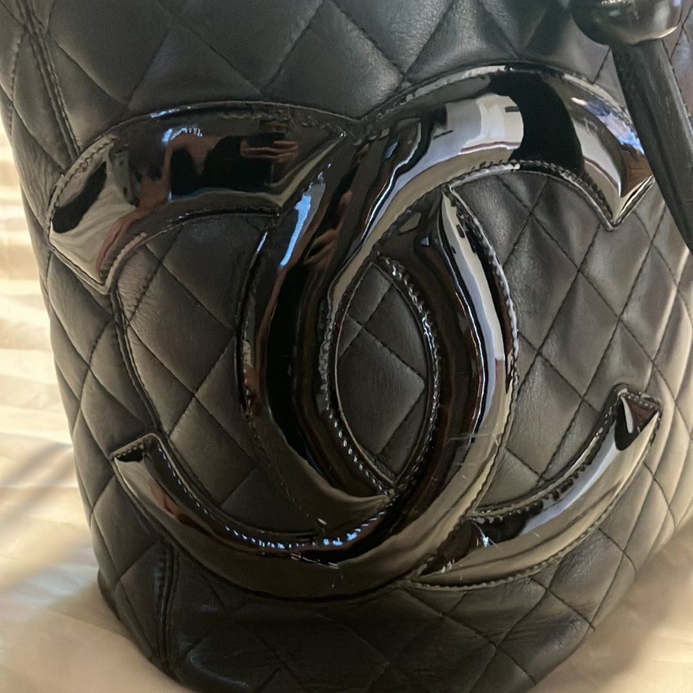CHANEL
Calfskin Quilted Large Cambon Tote Black